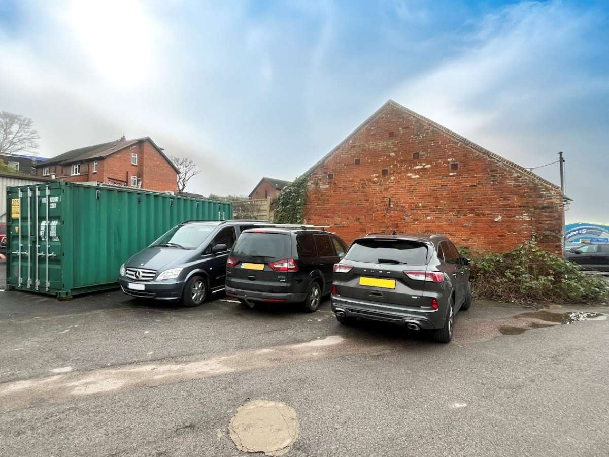 Industrial Unit in Winchester - photo 3