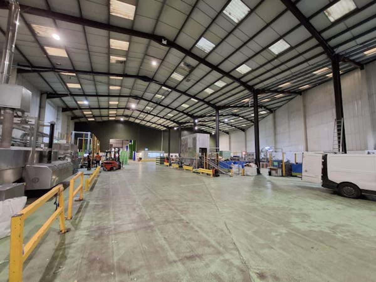 Industrial Unit in Swadlincote - photo 3