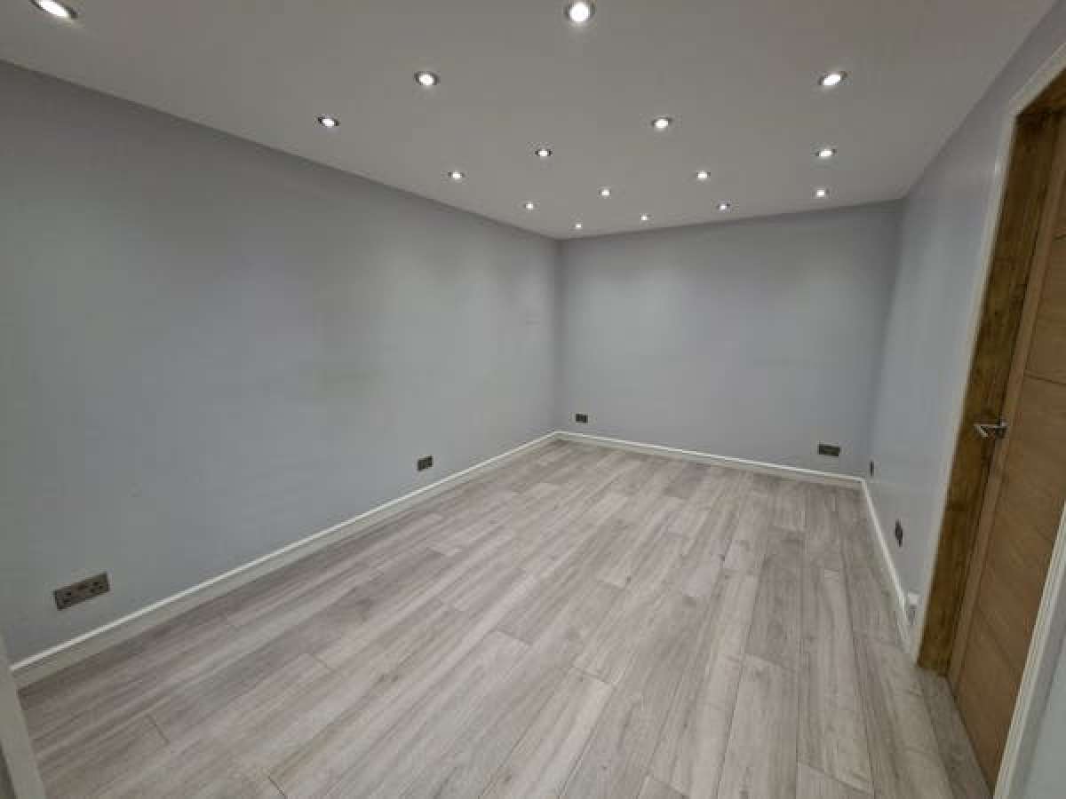 Industrial Unit in Grantham - photo 4