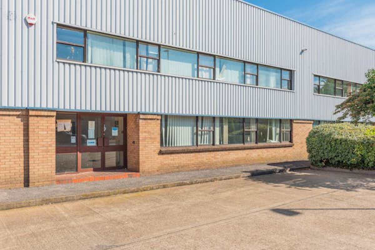 Industrial Unit in Tewkesbury - photo 4