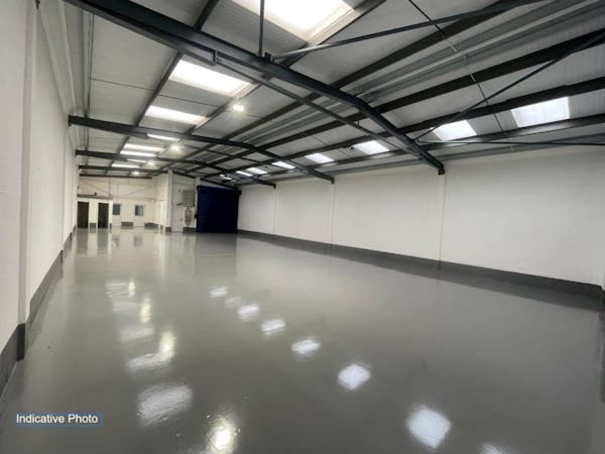 Industrial Unit in Brierley Hill - photo 2
