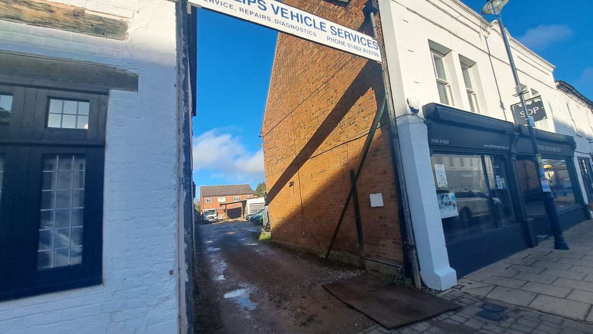 Industrial Unit in Shefford - photo 4