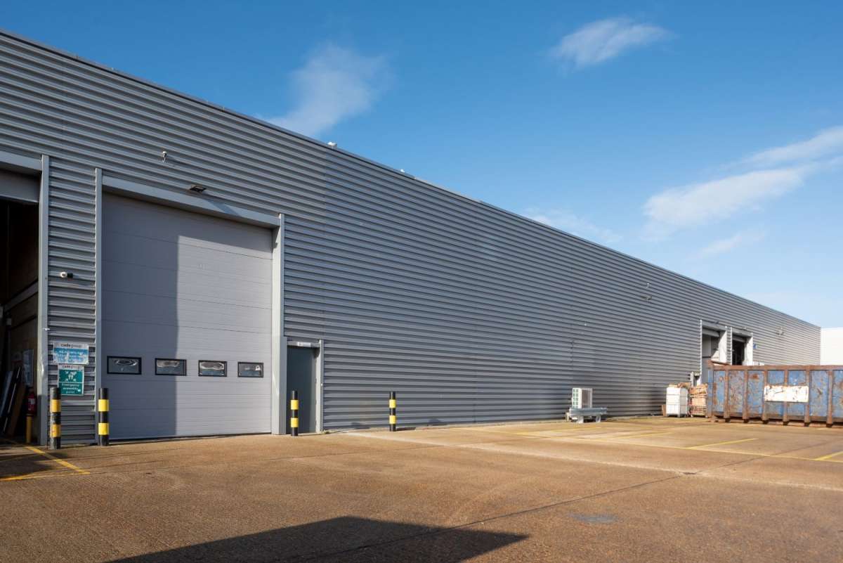 Industrial Unit in Portsmouth - photo 2