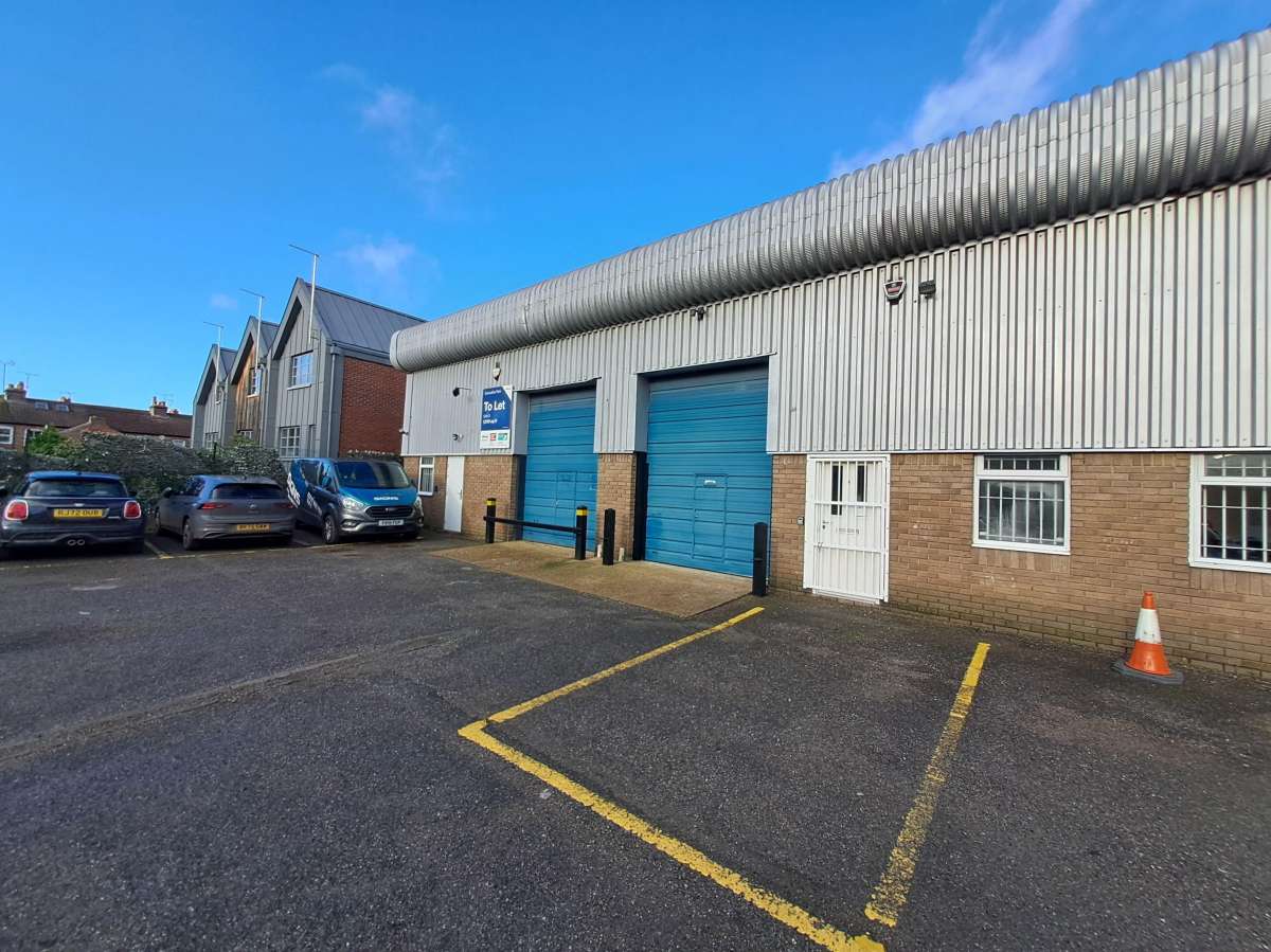 Industrial Unit in St. Albans - photo 4
