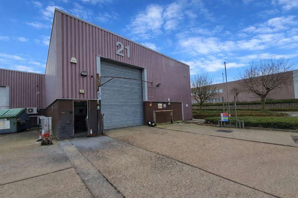 Industrial Unit in Bletchley - photo 2
