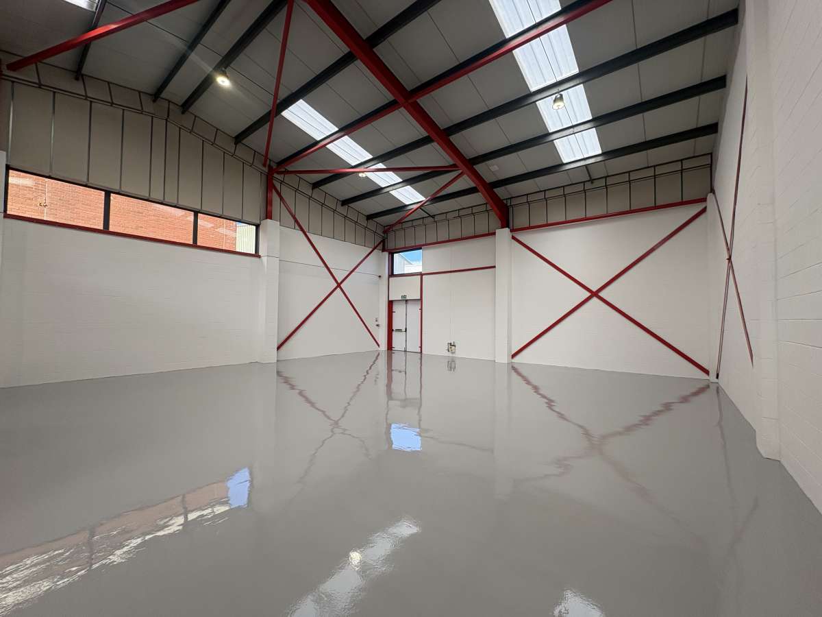 Industrial Unit in Old Wolverton - photo 3