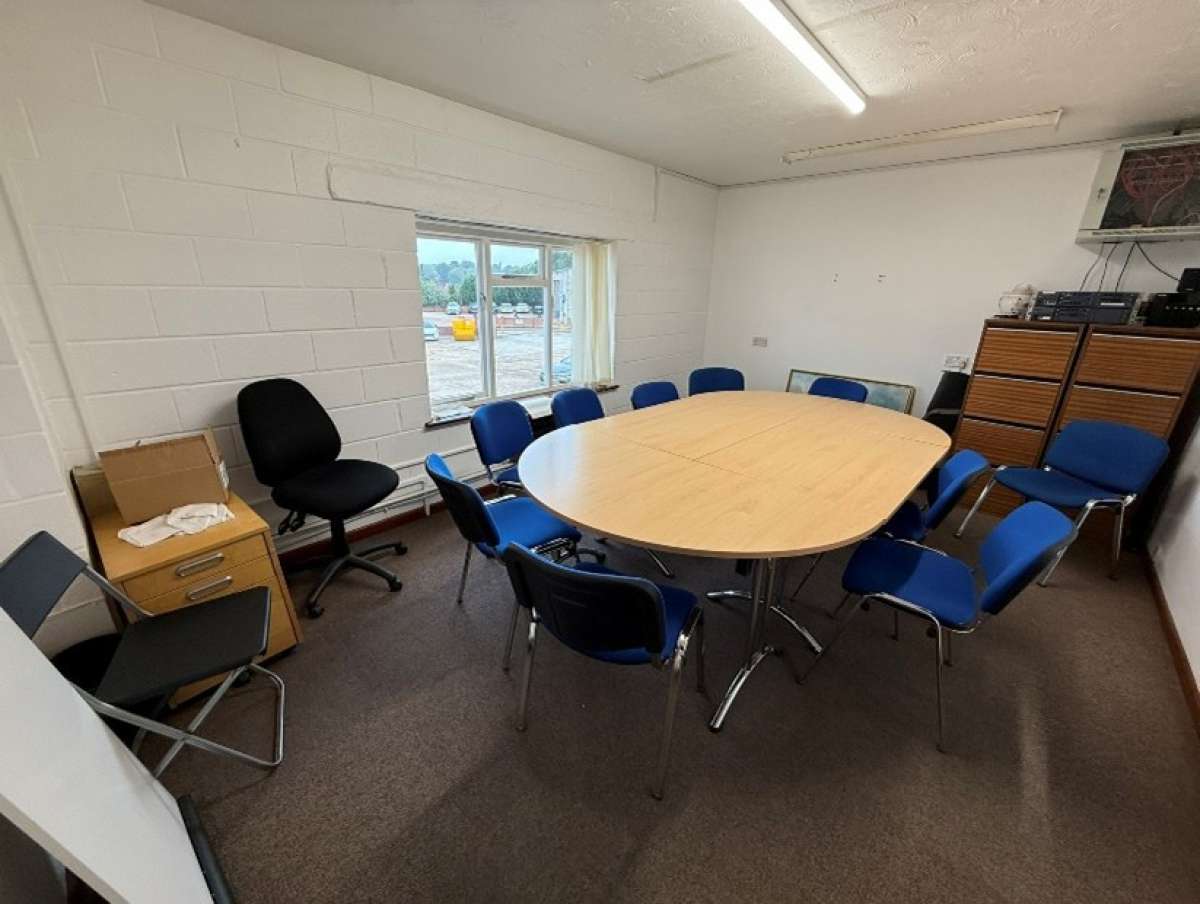 Industrial Unit in Norwich - photo 3