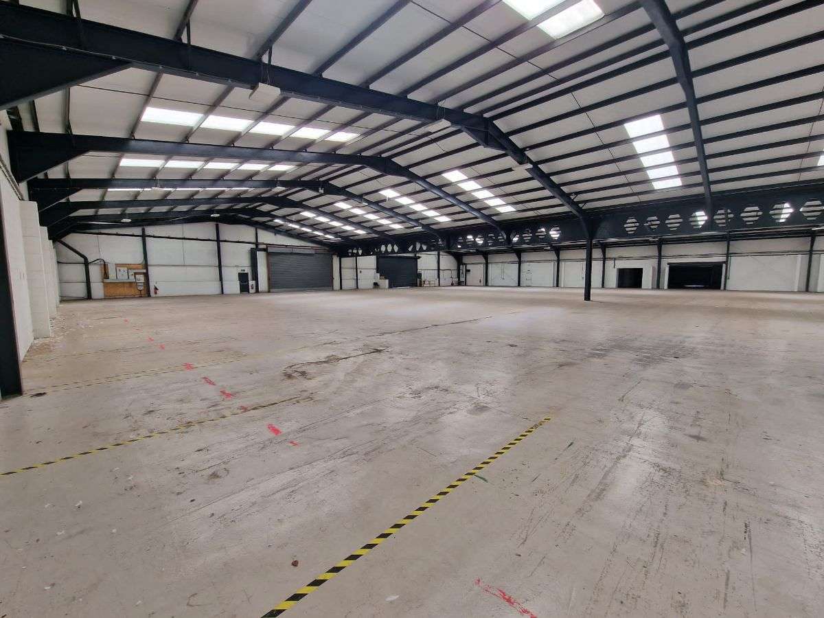 Industrial Unit in Wrexham - photo 3