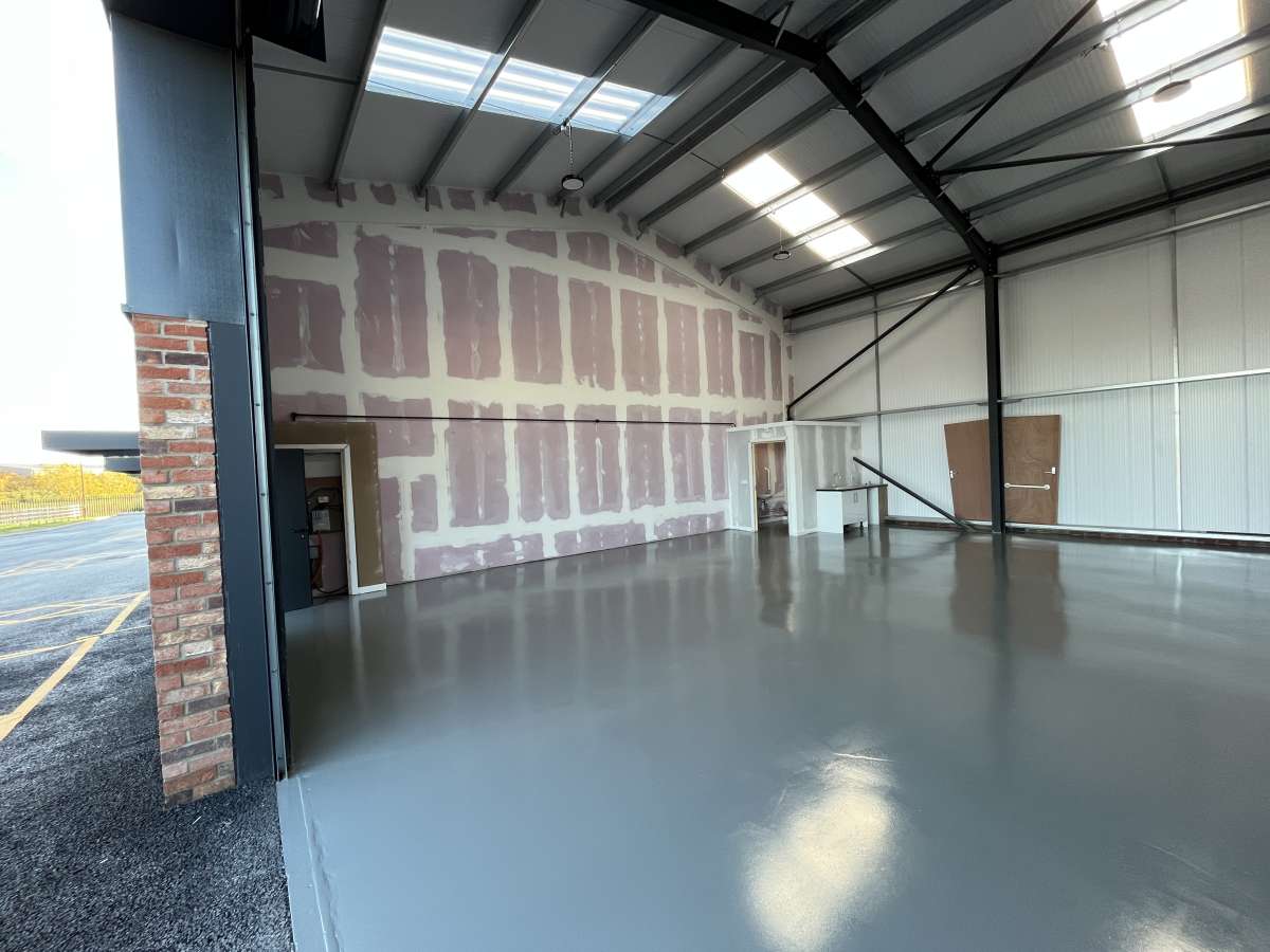 Industrial Unit in Lincoln - photo 3
