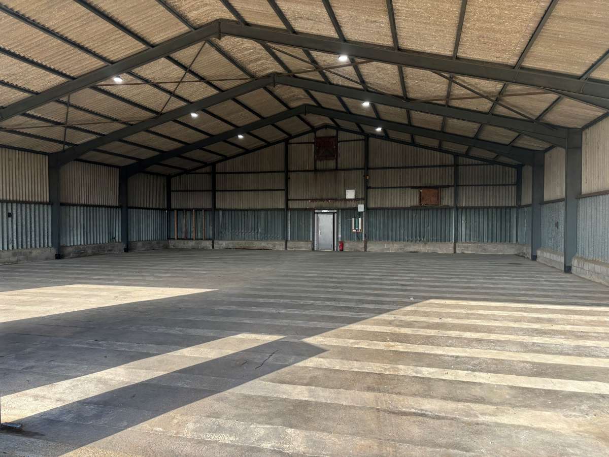 Industrial Unit in Burton - photo 2