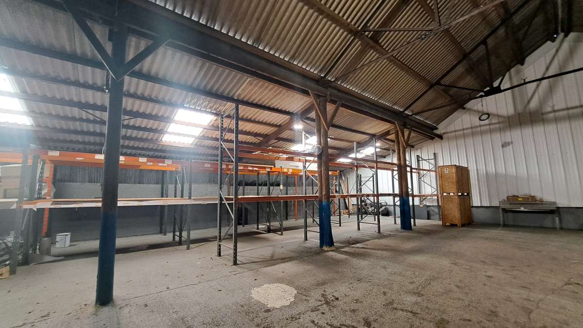 Industrial Unit in Great Staughton - photo 3