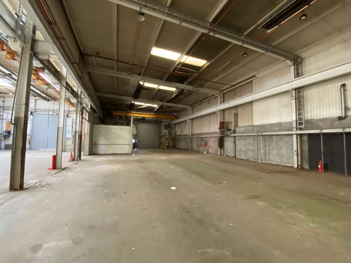 Industrial Unit in Worcester - photo 2