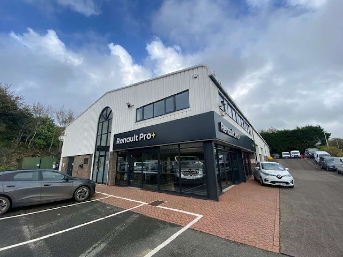 Industrial Unit in Plymouth - photo 2