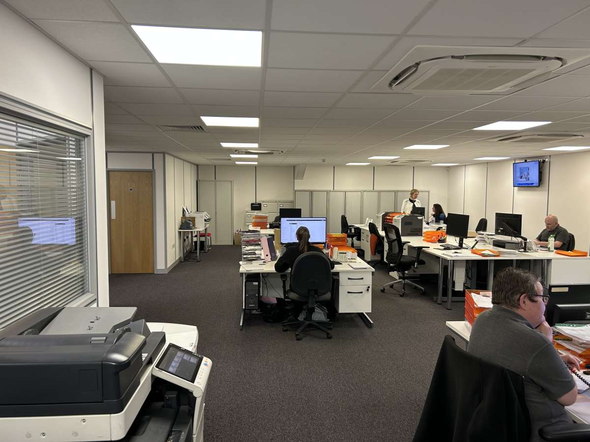 Industrial Unit in Plymouth - photo 4