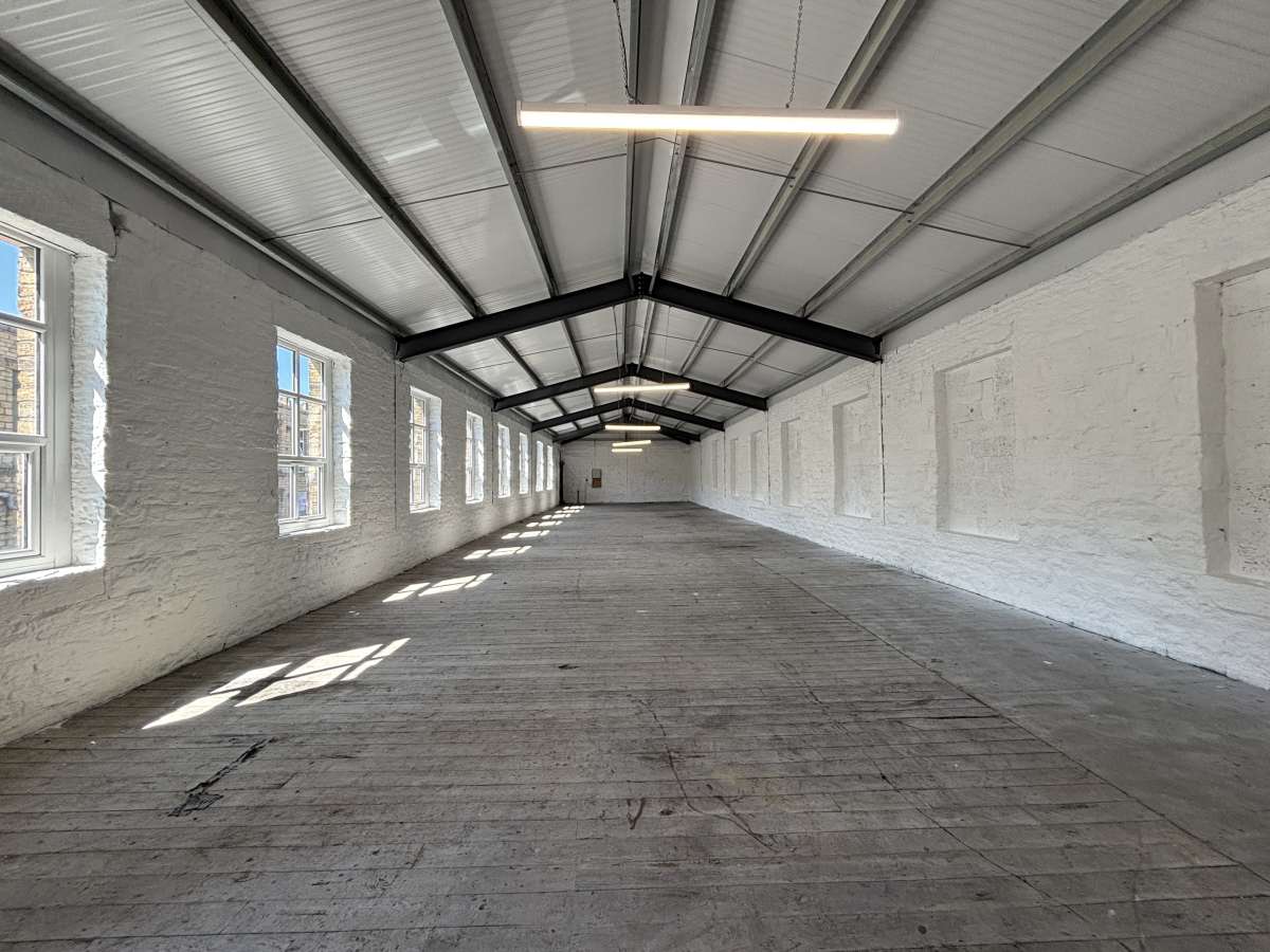 Industrial Unit in Longwood - photo 2