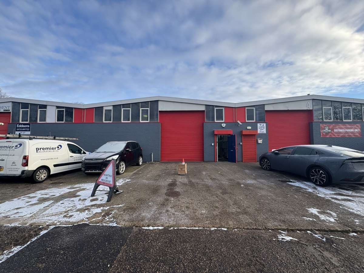 Industrial Unit in Woodston - photo 2