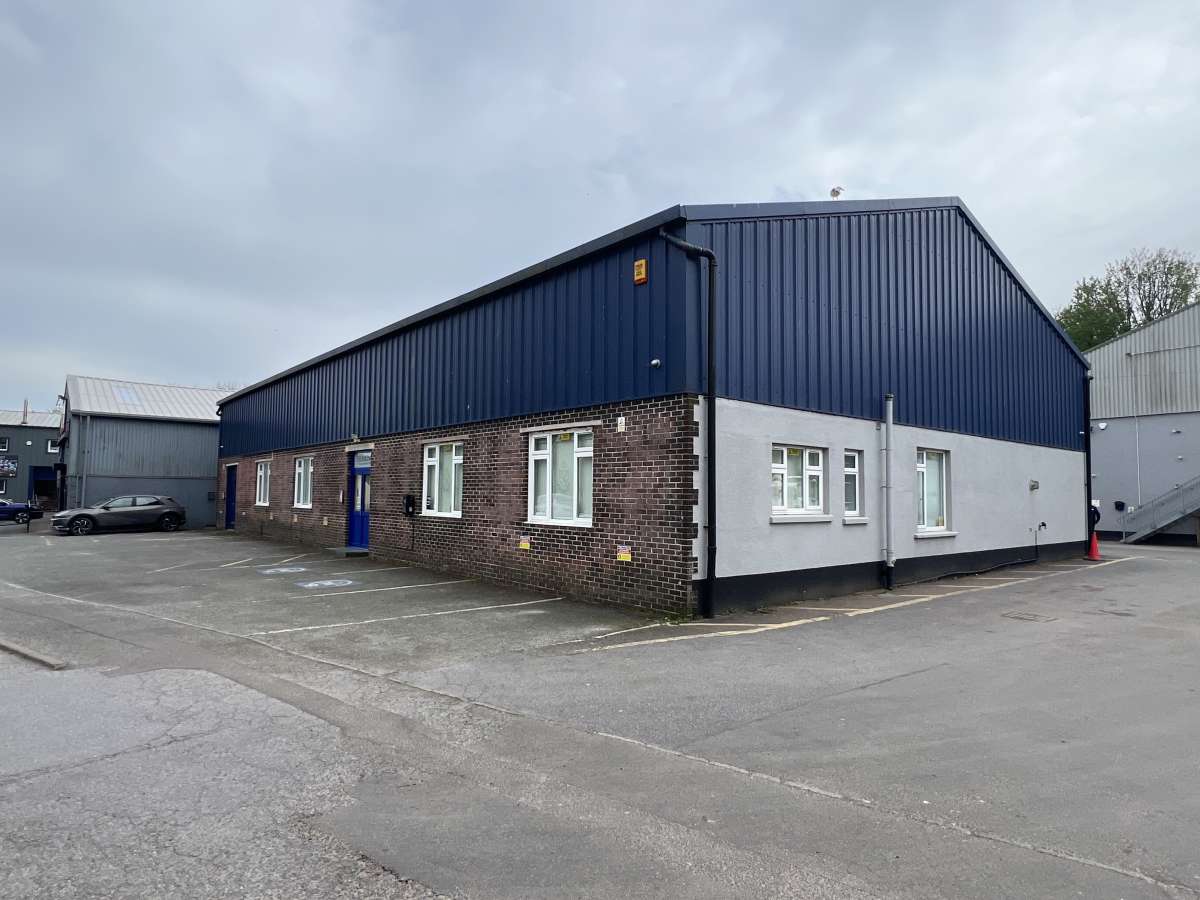 Industrial in Kingsbridge