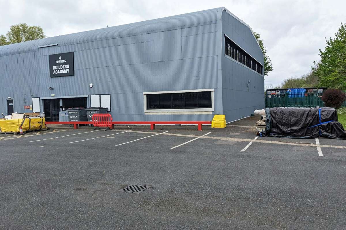 Industrial in Erith