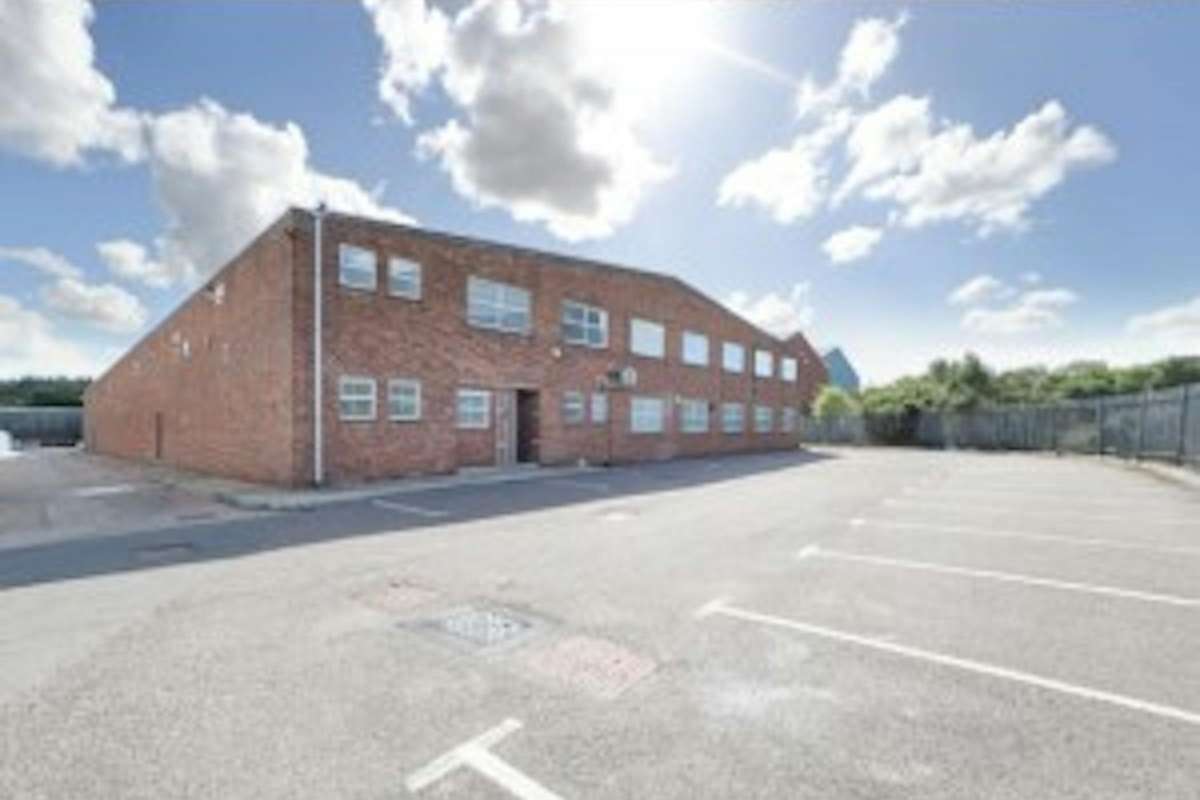 Industrial Unit in Sidcup - photo 3