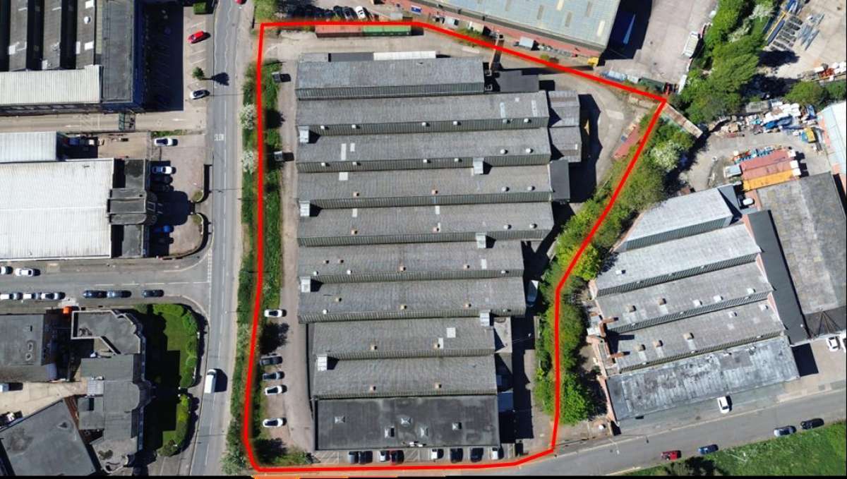 Industrial Unit in Leicester - photo 2