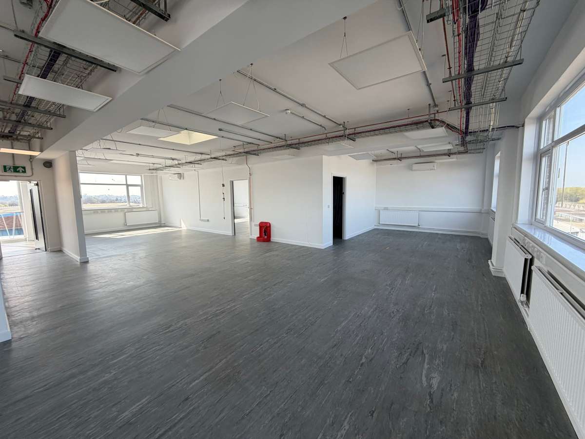 Industrial Unit in Leicester - photo 4
