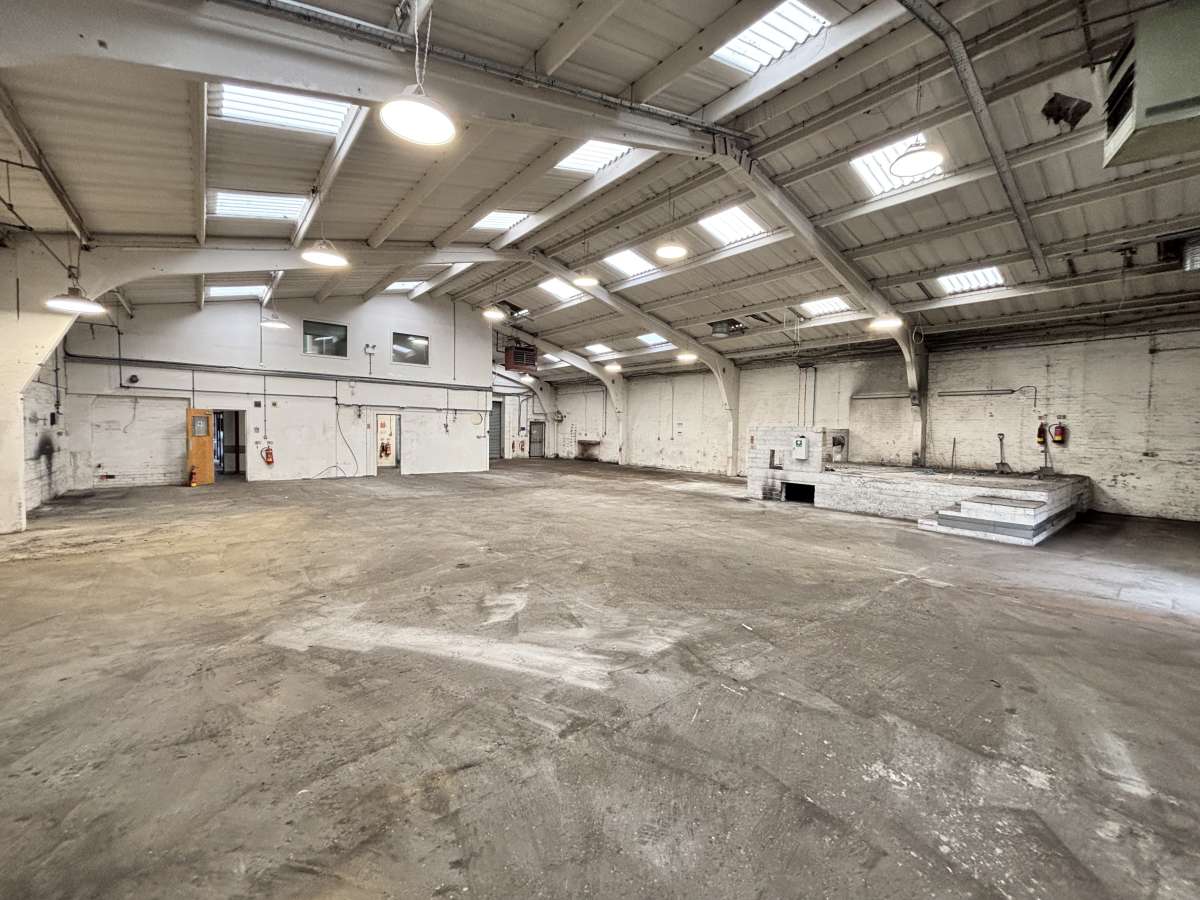Industrial Unit in Leicester - photo 3