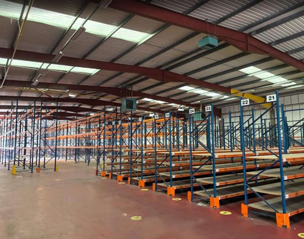 Industrial Unit in Newport - photo 2