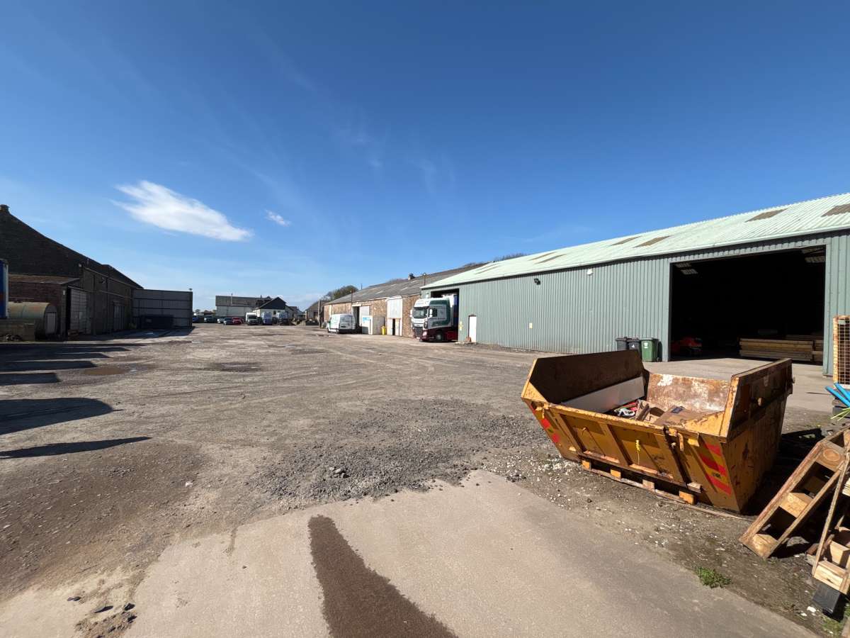 Industrial Unit in Panbride - photo 3