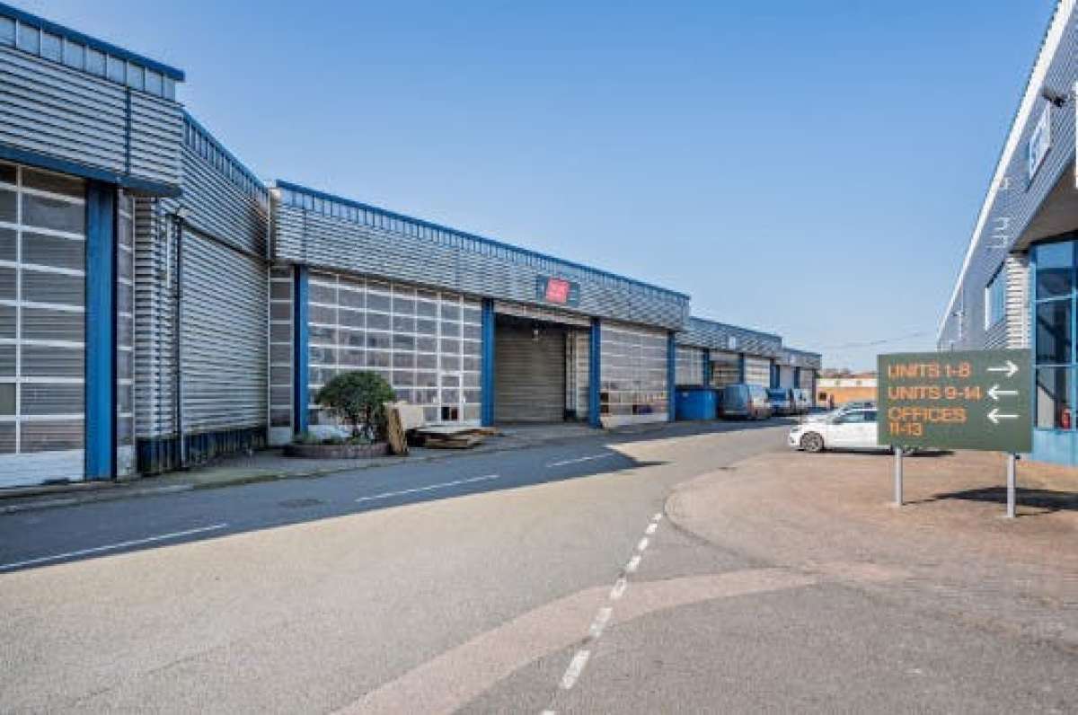 Industrial Unit in Paddock Wood - photo 4
