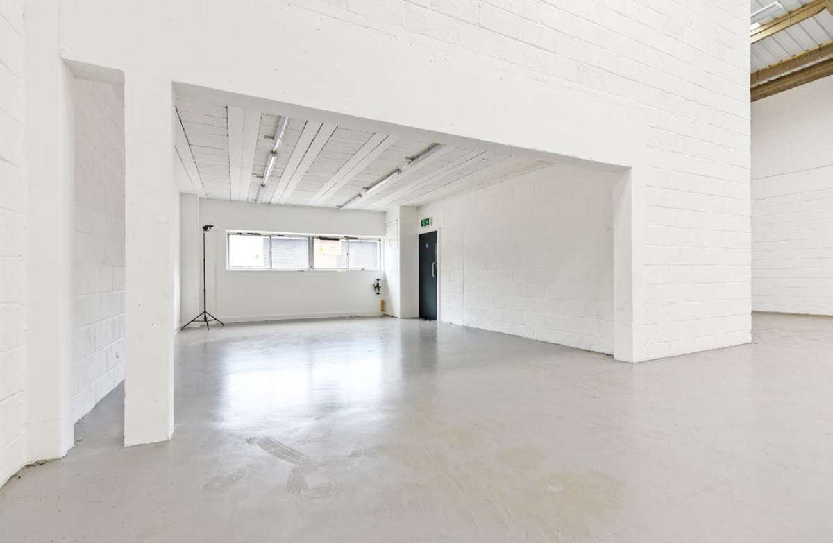 Industrial Unit in Sydenham - photo 4