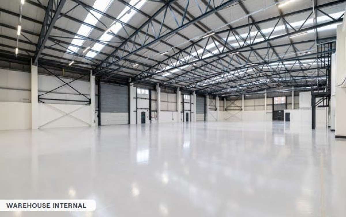 Industrial Unit in Greenhithe - photo 3