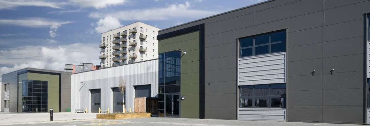 Industrial Unit in Barking - photo 2