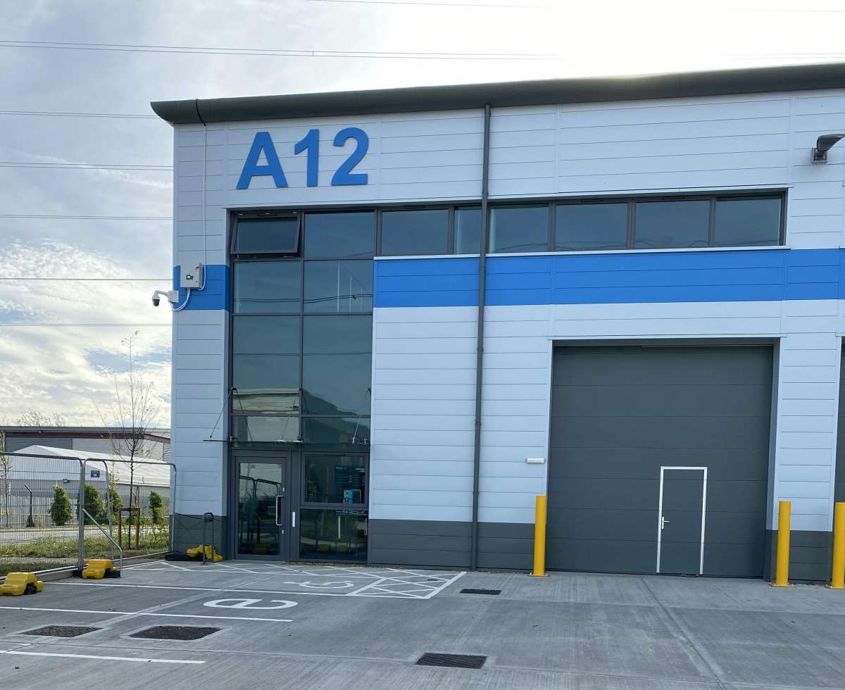 Industrial Unit in Dartford - photo 2