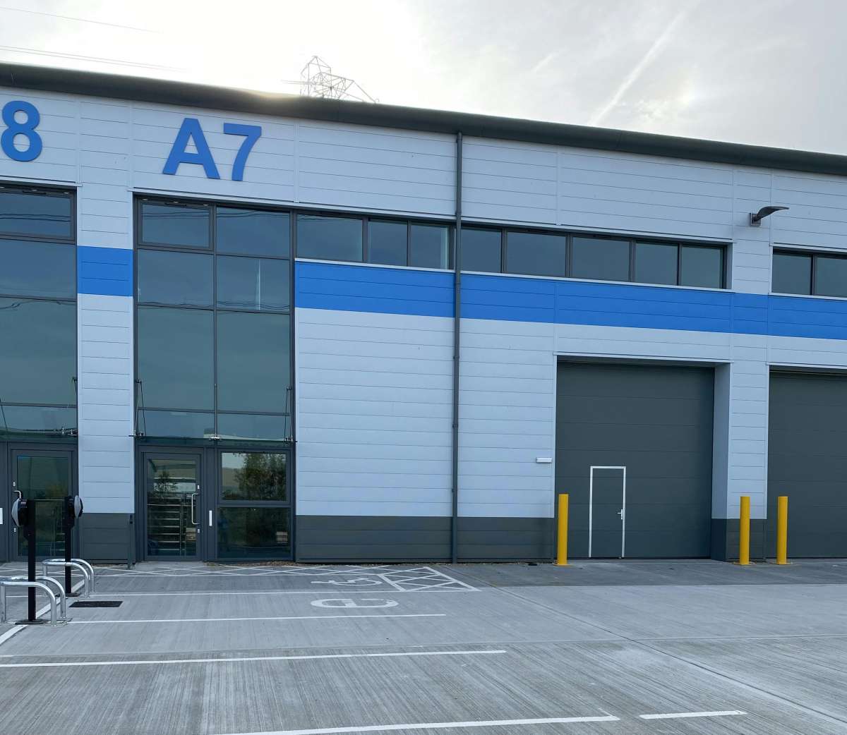 Industrial Unit in Dartford - photo 2