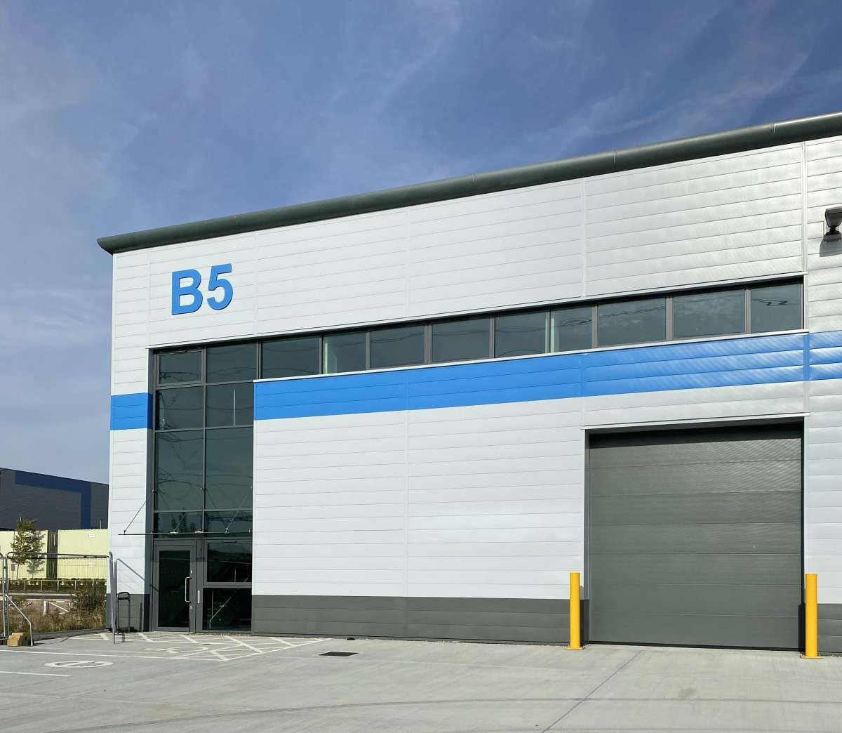 Industrial Unit in Dartford - photo 2