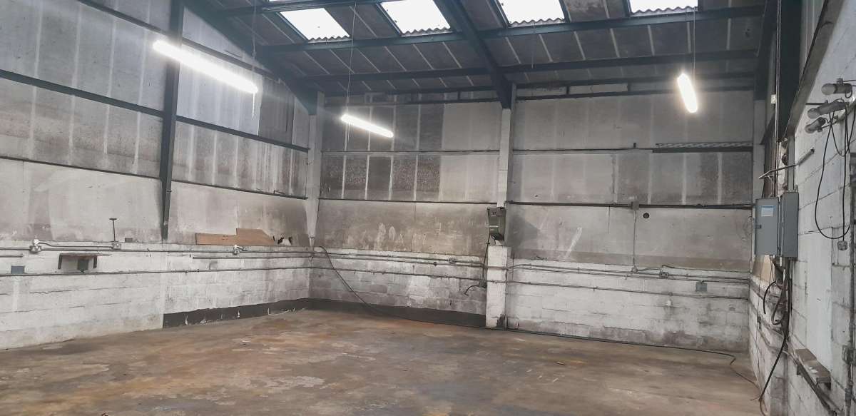 Industrial Unit in Pluckley - photo 2