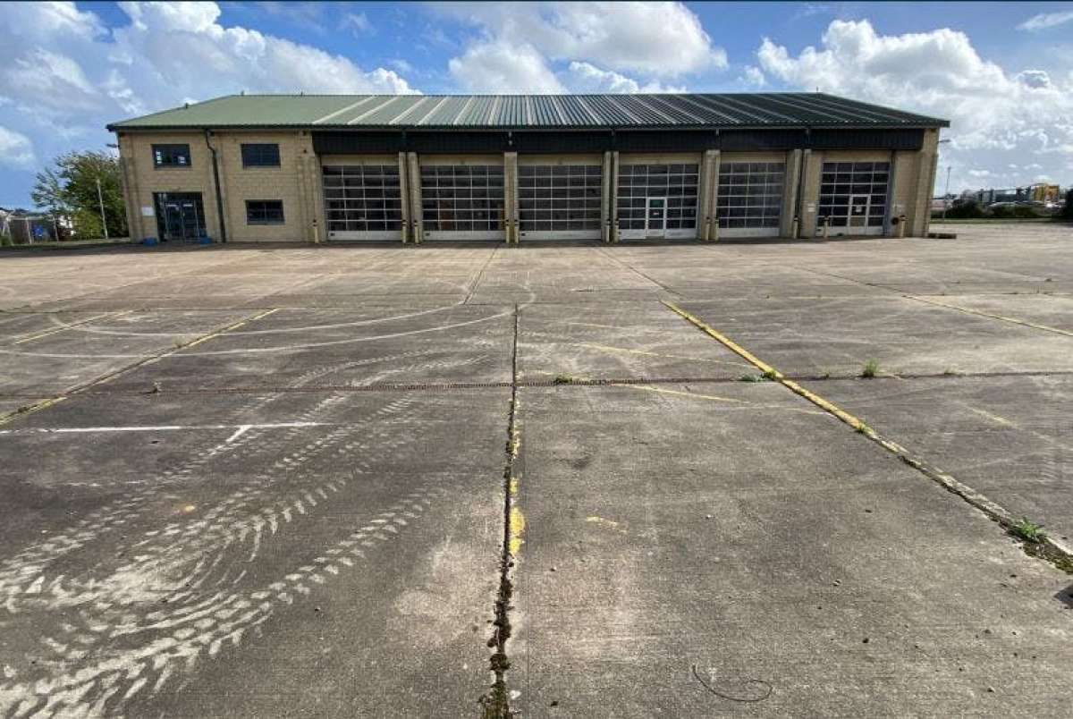 Industrial in Manston