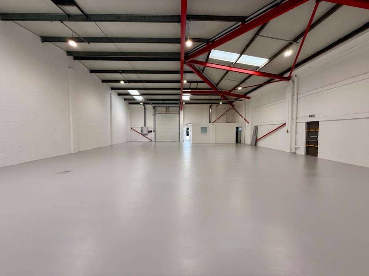 Industrial Unit in Christchurch - photo 2