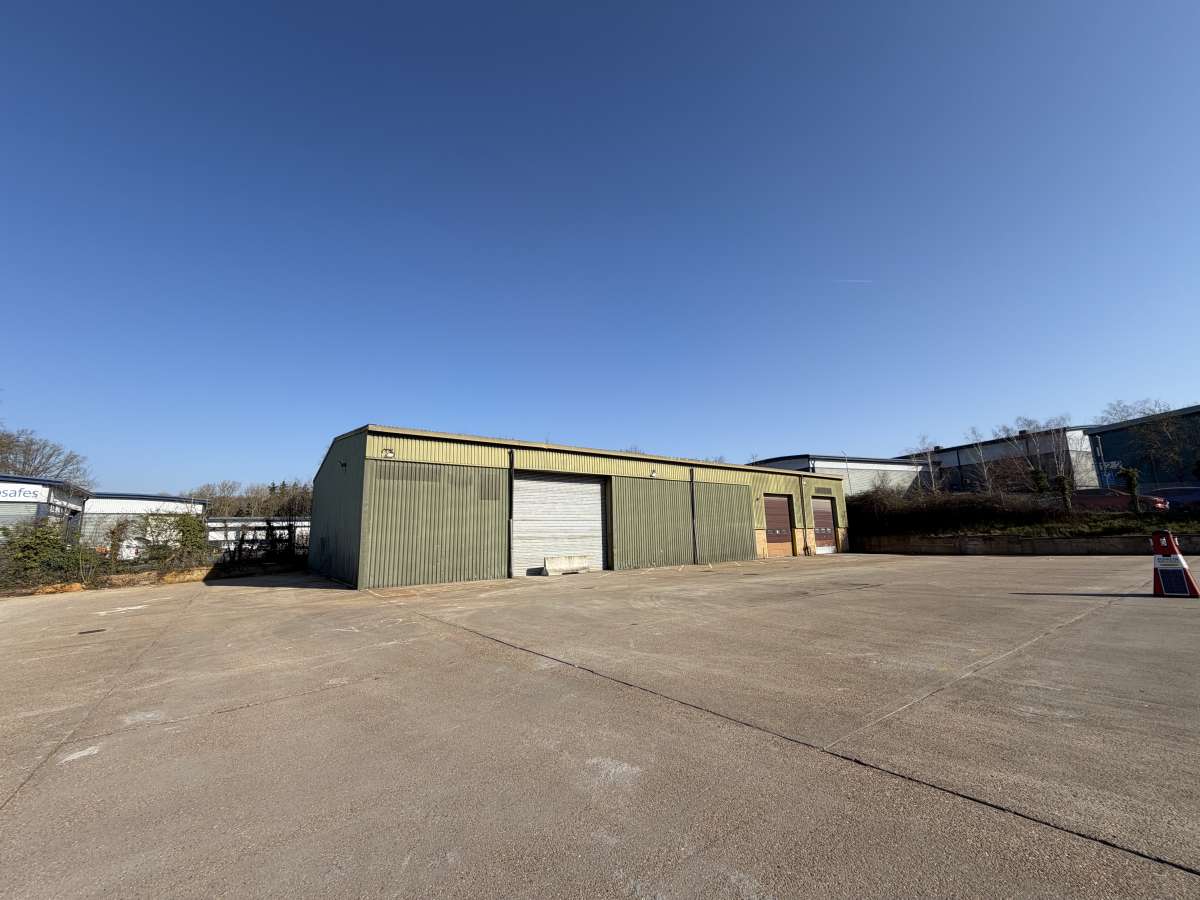 Industrial Unit in Tunbridge Wells - photo 4
