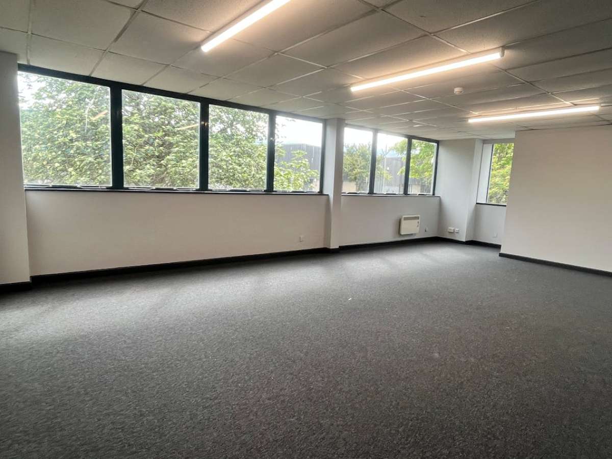 Industrial Unit in Totton - photo 3