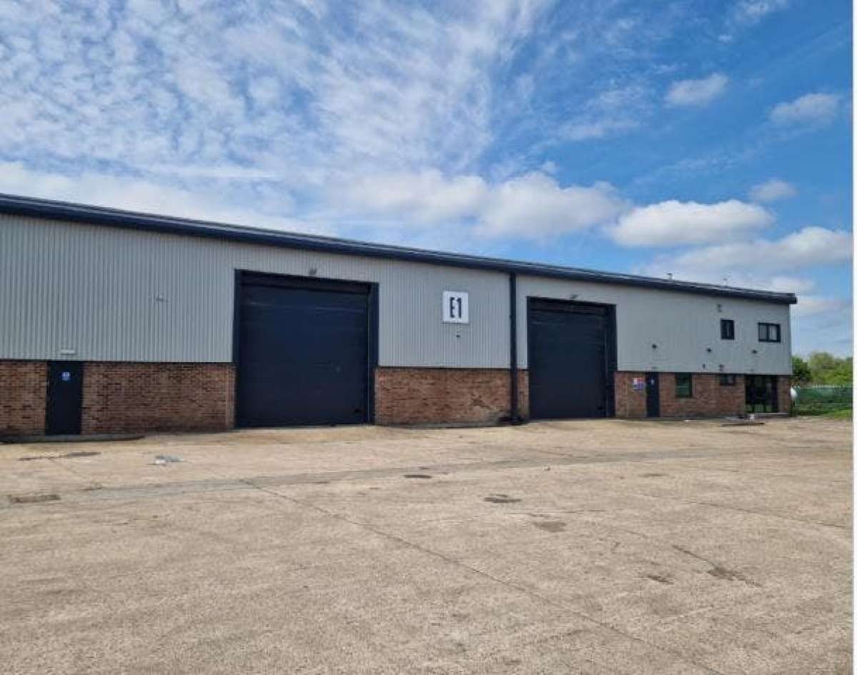 Industrial in Larkfield