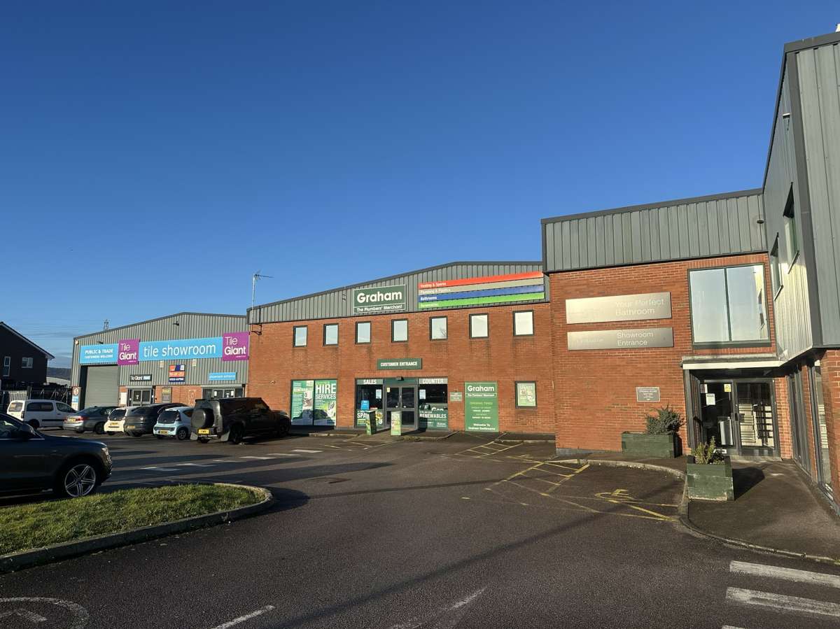 Industrial Unit in Eastbourne - photo 4