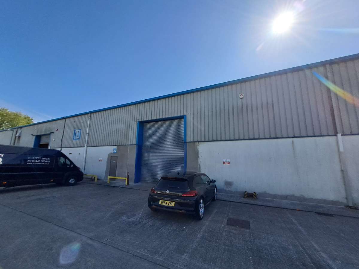 Industrial Unit in Roborough - photo 2