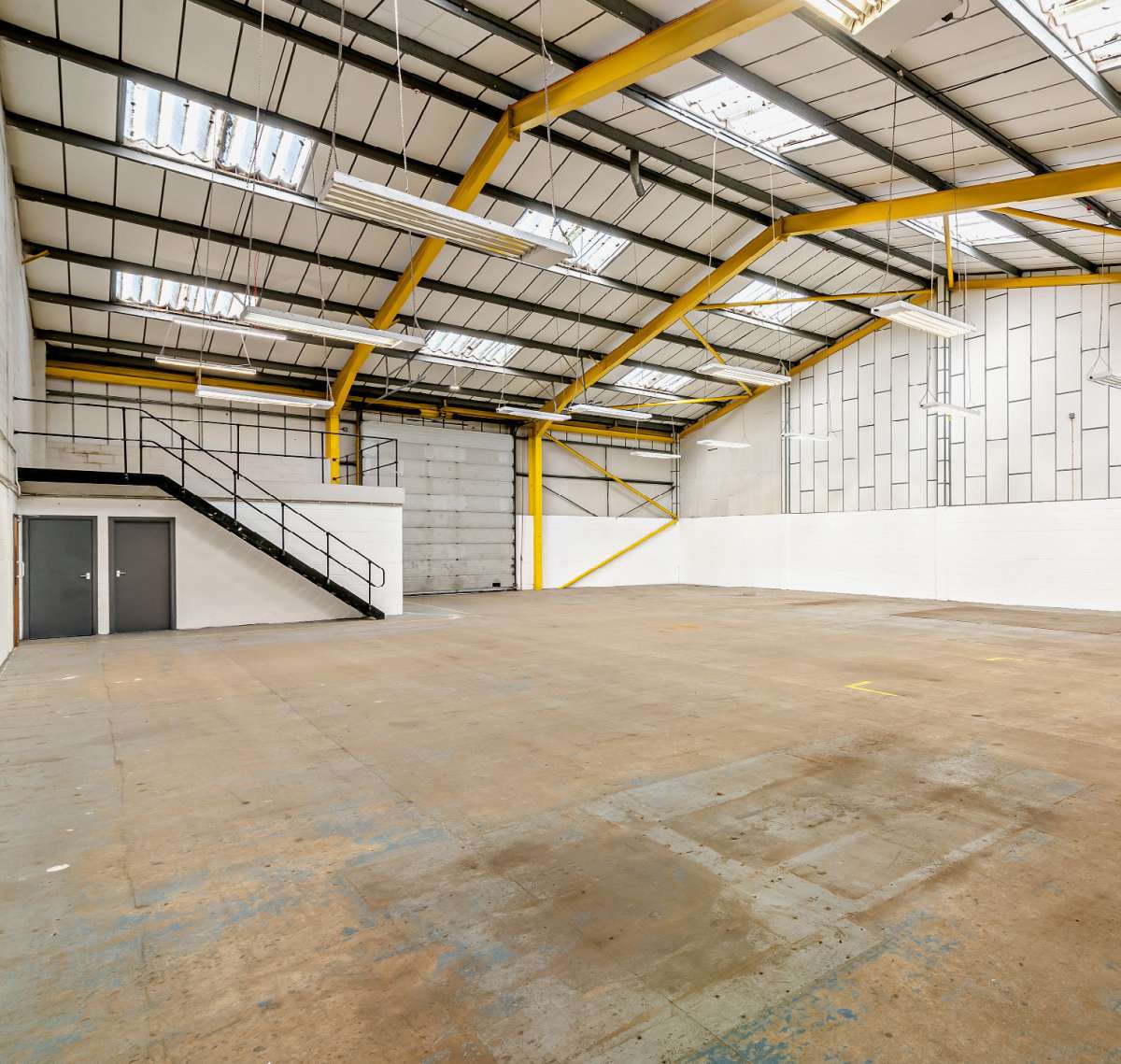 Industrial Unit in Bognor Regis - photo 3