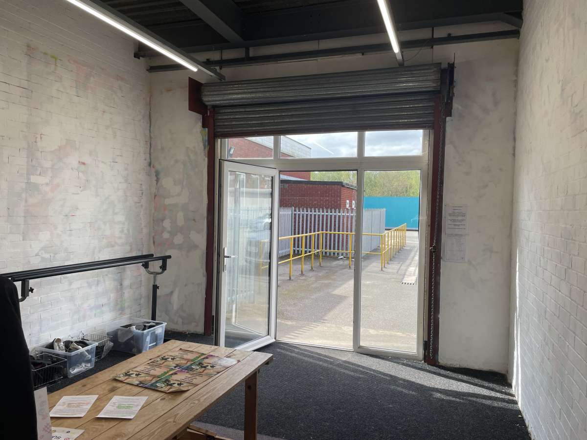 Industrial Unit in Retford - photo 3