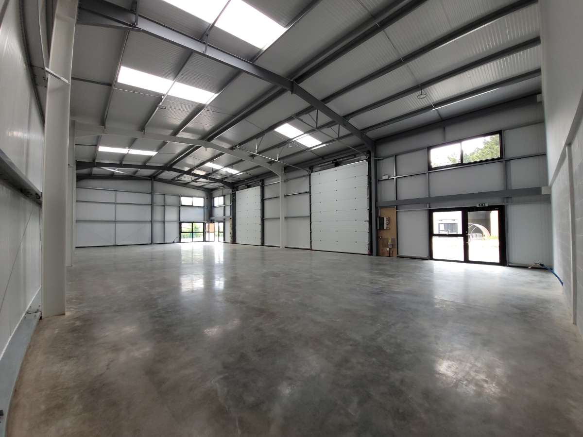 Industrial Unit in Colesden - photo 3