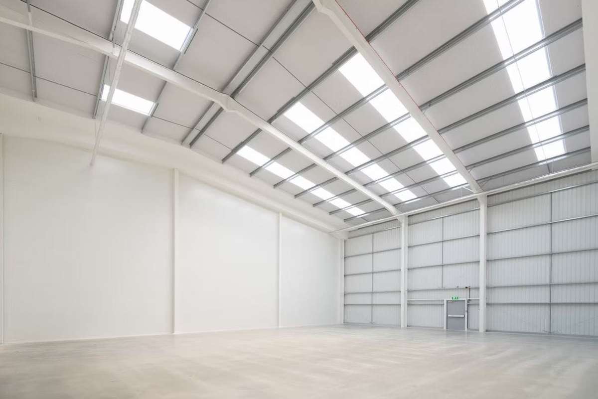 Industrial Unit To Let, Dagenham