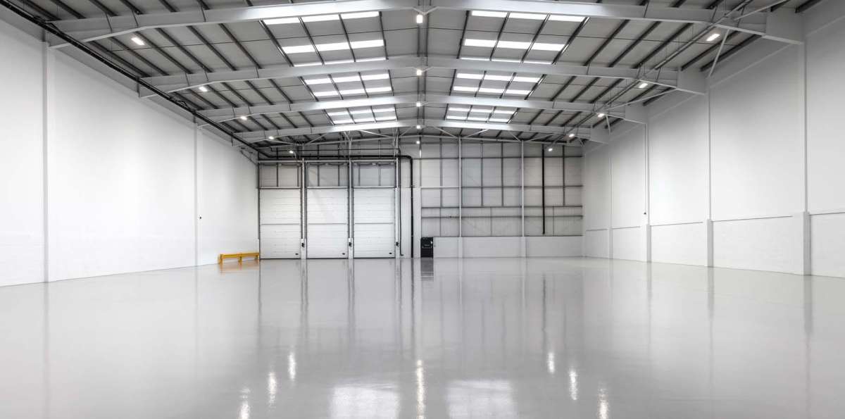Industrial Unit in Croydon - photo 2