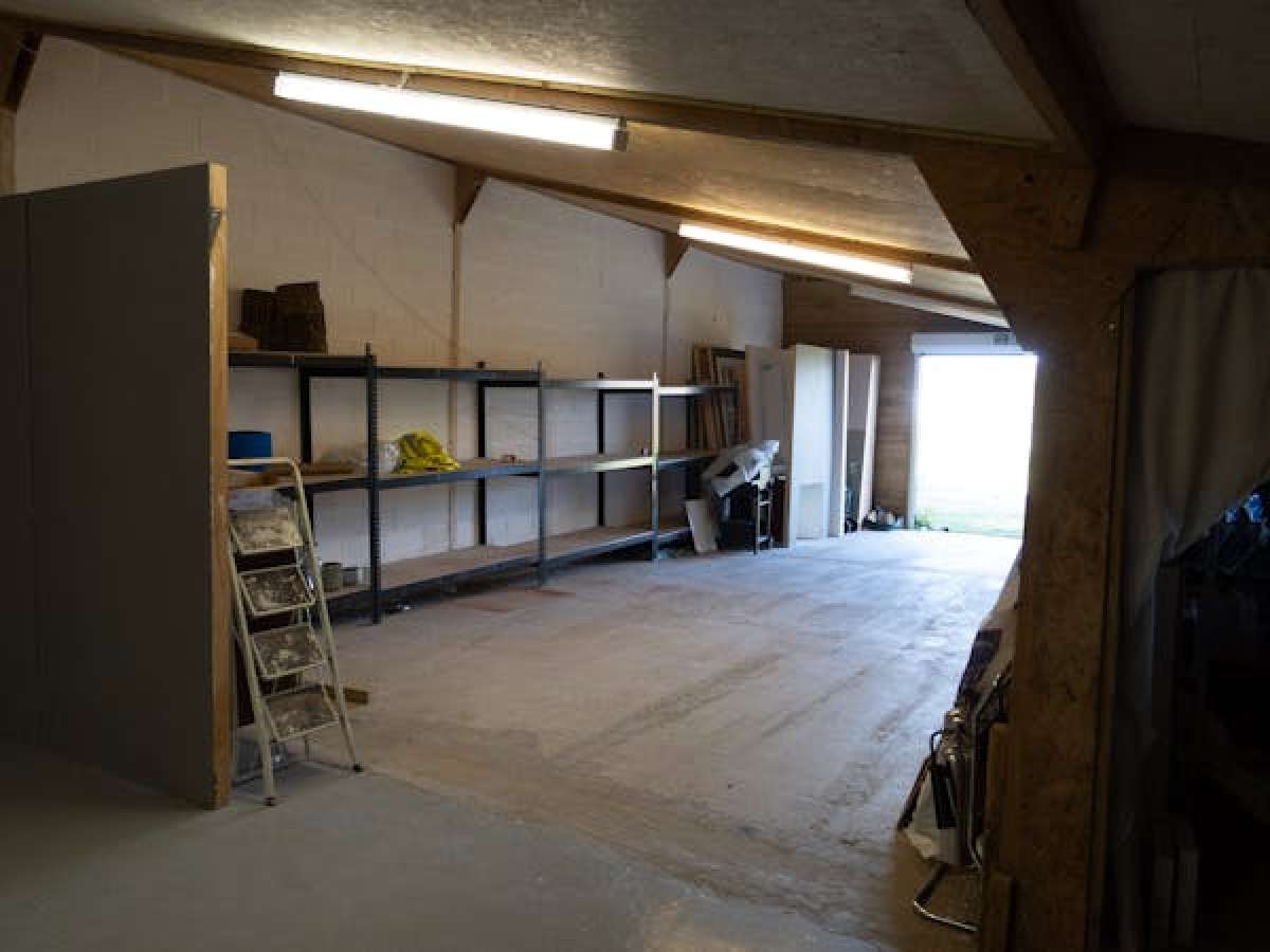 Industrial Unit in Milton Keynes