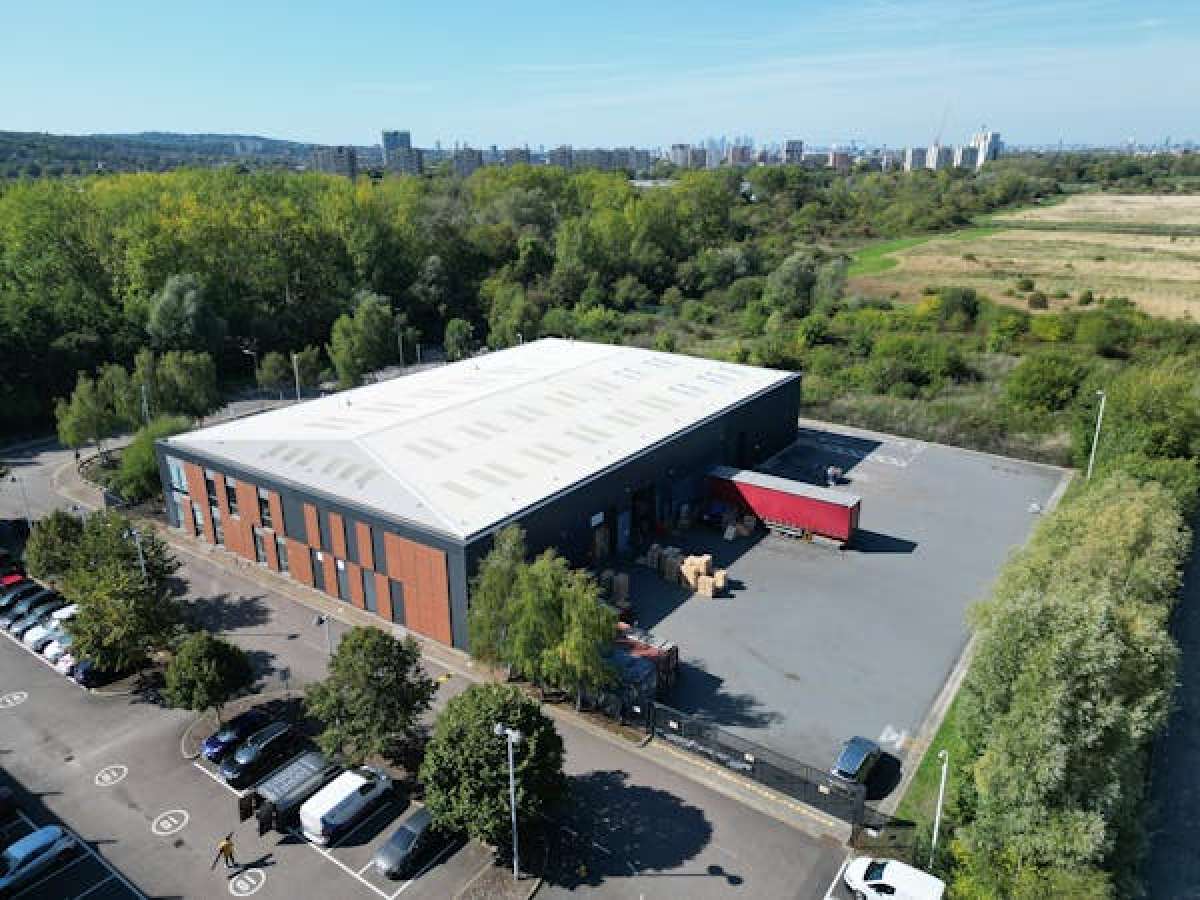 Industrial Unit in Erith